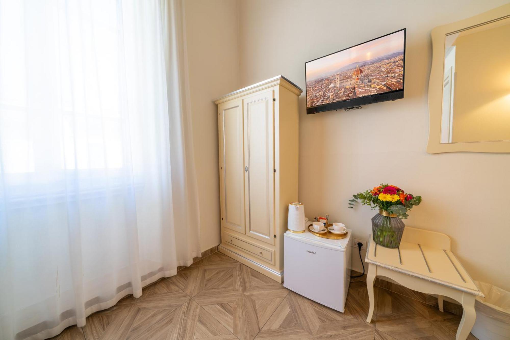 Residenza Conte Di Cavour & Rooftop Firenze Kültér fotó
