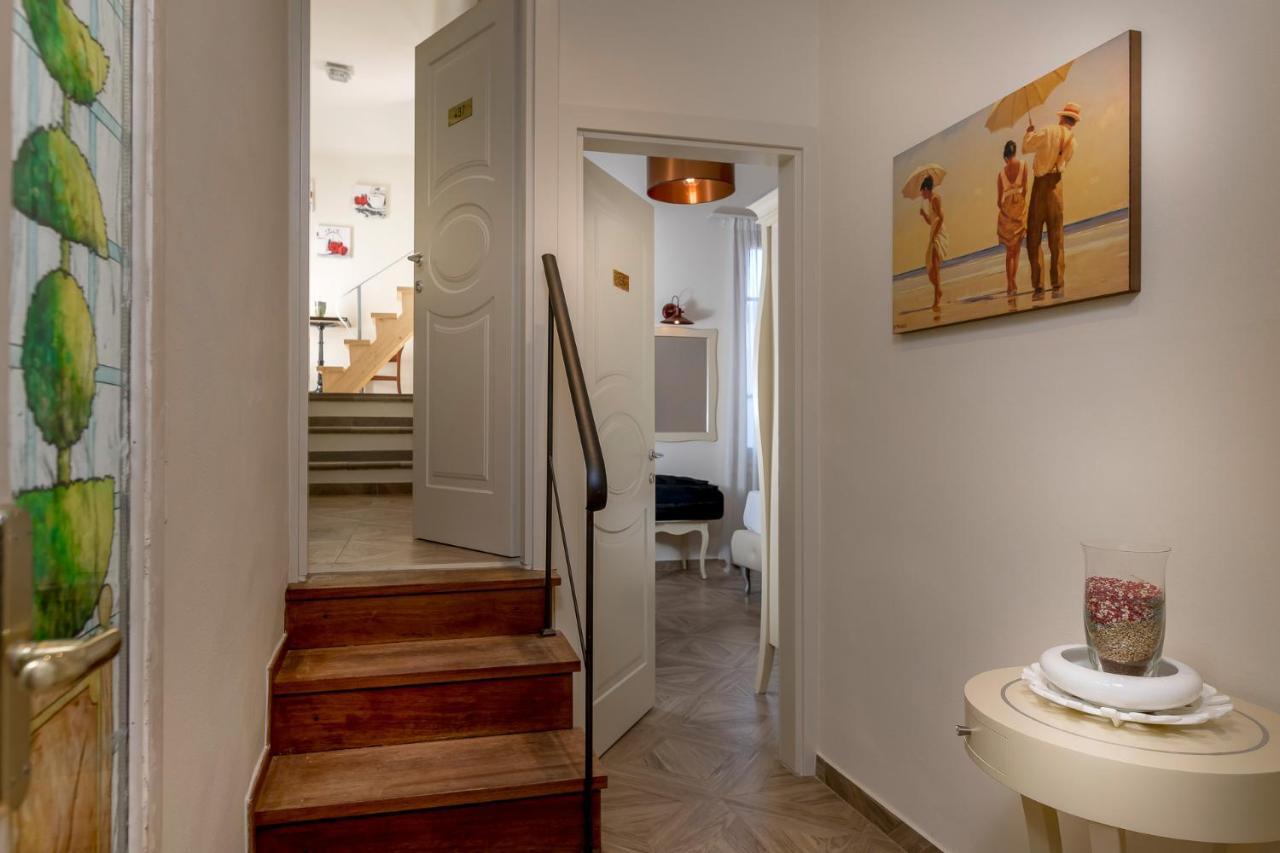 Residenza Conte Di Cavour & Rooftop Firenze Kültér fotó